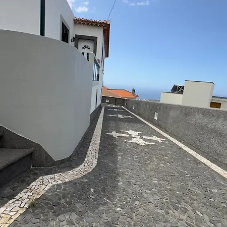 Prázdninový dům Casa Mollivia - Breath Taking Views Over Funchal (Madeira)