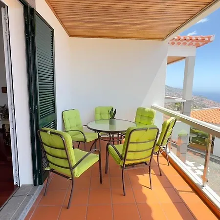Casa Mollivia - Breath Taking Views Over * Funchal (Madeira)
