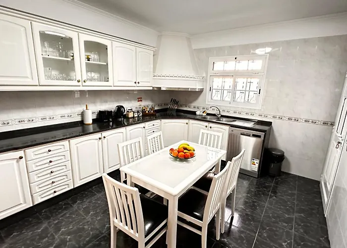 Casa Mollivia - Breath Taking Views Over Сasa de vacaciones Funchal (Madeira)