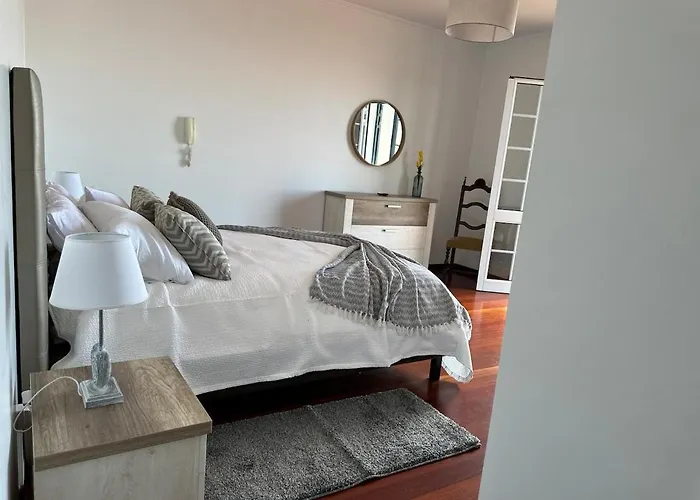 Casa Mollivia - Breath Taking Views Over Funchal (Madeira)